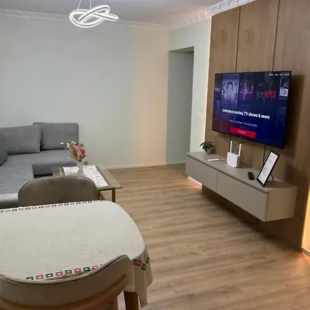 Tia Lägenhet Tirana